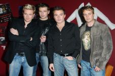 Tandai Reuni, Westlife...