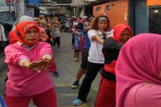 Senam Bersama, Kader...