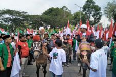 Tiba di Serang, Kirab...