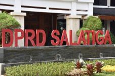 Fraksi PDI Perjuangan...