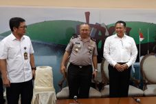 Pelaku Penembak Ruang...