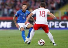 Italia Susah Payah Menang...