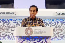 Benarkah Dunia Akan...