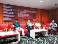 Ketidakpastian Harga...