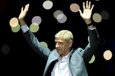 Januari, Wenger Akan...