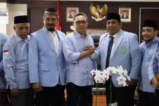 Tensi Makin Tinggi,...