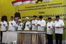 Golkar Gelar Doa Bersama...