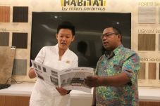 Aturan Bea Masuk Keramik...