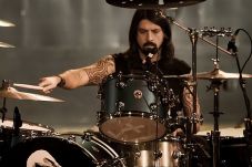 Dave Grohl Ingin Reuni...