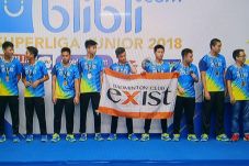 Tuntaskan Dendam, Tim...