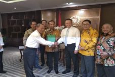 Ketua DPR Minta Konflik...