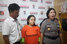 Mengutil di Musala Kampus...