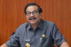Soekarwo Raih Penghargaan...