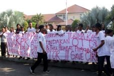 Bupati Ditangkap KPK,...