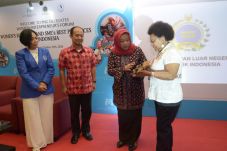 KPPPA Gelar Diskusi...