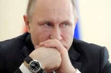 Putin: Rusia Akan Targetkan...