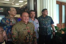 Berlangsung Cair, Utusan...