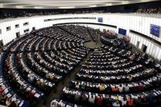 UE Serukan Penyelidikan...