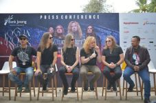 Megadeth Siap Bakar...
