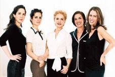 Carolina Herrera Ciptakan...