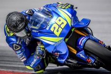 Iannone Pimpin Sesi...