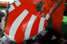 Tim Pencarian Lion Air...