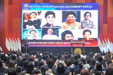 Jokowi Sebut Susi Pudjiastuti...