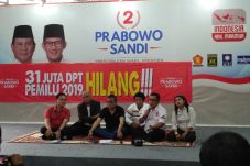 KIP Kabulkan Gugatan,...