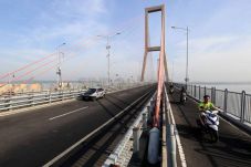 Pembebasan Tarif Tol...