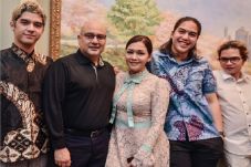 Resmi Menikah, Maia...