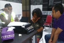 Orang Gila Jadi Korban...