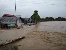 600 Rumah Terendam Banjir...