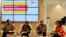 OJK Dorong Fintech untuk...