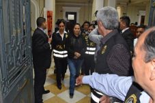 Pemimpin Oposisi Peru...