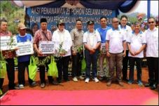 Menteri LHK Ajak Warga...