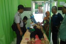 Terjebak di Lubang Jarum,...