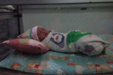 Kasihan, Bayi Perempuan...