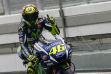 Rossi Bangga Marquez...