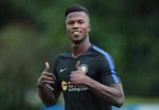 Keita Siap Jadi Batu...