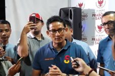 Gus Sholah Ngobrolin...