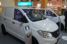 Wuling Hadirkan Formo...