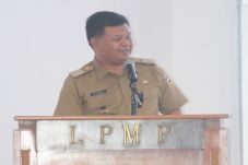 Bupati Larang SKPD Rapat...
