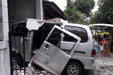 Tabung Gas 12 Kg Meledak,...