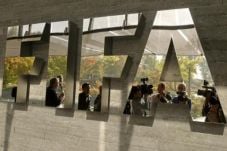 FIFA Ancam Pemain Liga...