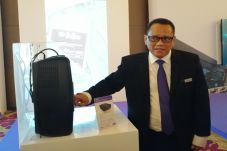 BenQ Luncurkan Proyektor...