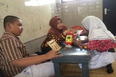 Anak-Anak Pemulung Ini...