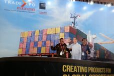 Transaksi Dagang Trade...