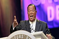 Farrakhan Peringatkan...