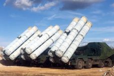 Rusia Kirim S-300 untuk...
