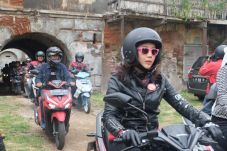 Isi Hari Pahlawan, Bikers...